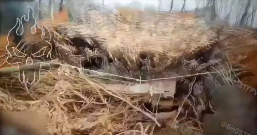 Подборка кадров поражения FPV-дронами двух 155-мм САУ «Богдана» на шасси Tatra Phoenix, БМП-1ТС с боевым модулем «Спис», 122-мм САУ «Гвоздика» и автотранспорта, а также ударов по позициям