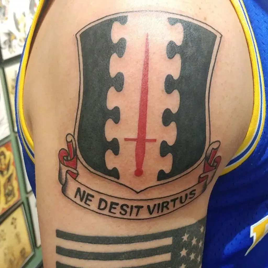 Интересные наколки у нового хозяина Пентагона Пита Хегсета