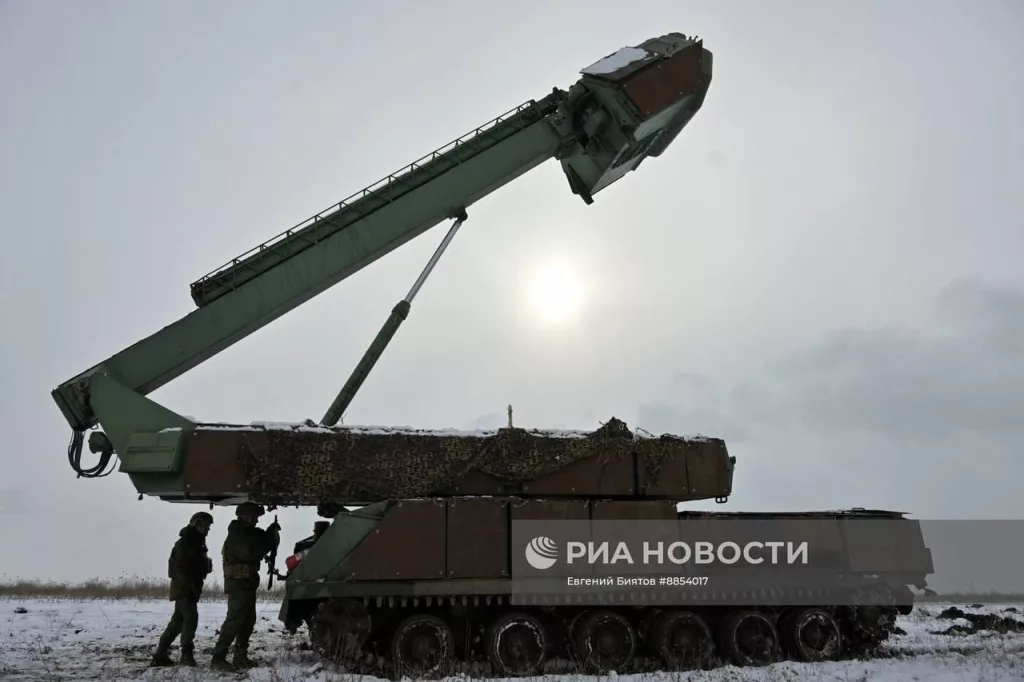 Боевое дежурство расчёта ЗРК 9К317 «Бук-М2» Центрального военного округа в ДНР