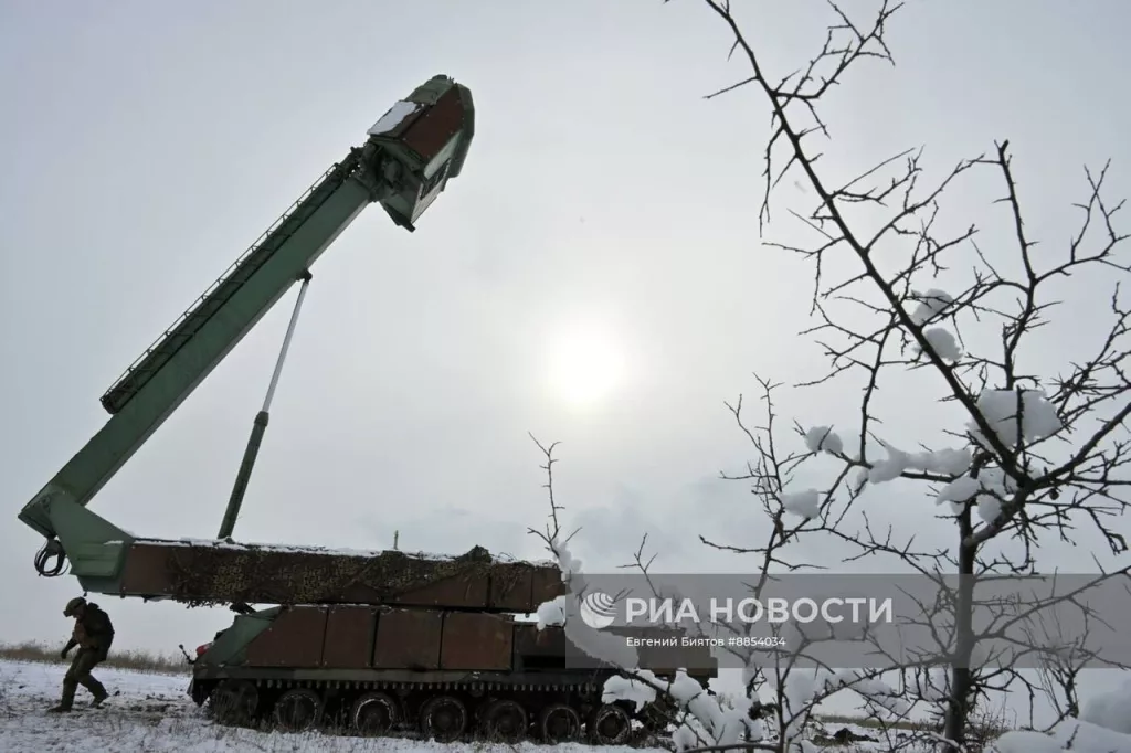 Боевое дежурство расчёта ЗРК 9К317 «Бук-М2» Центрального военного округа в ДНР