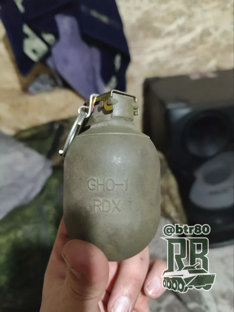 Солдатики ВСУ решили немного поделится с бойцами группировки "Центр" НАТОвским вооружением и гуманитарной помощью от западных стран