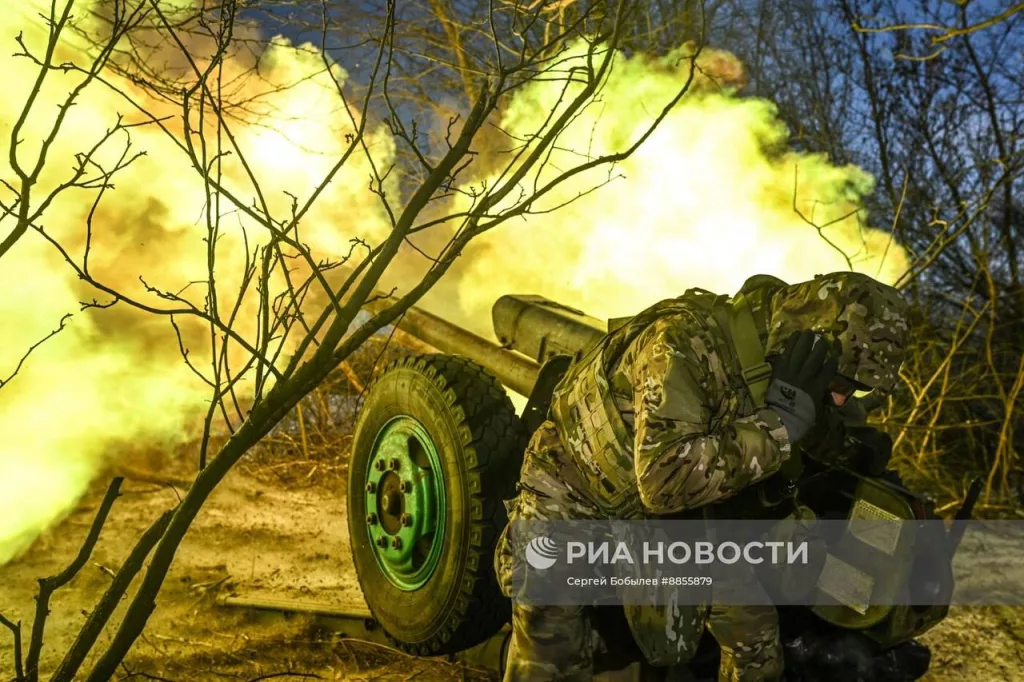 Боевая работа расчёта 122-мм гаубицы Д-30 сводной артиллерийской группы «Пресса» спецназа «Ахмат» в Курской области