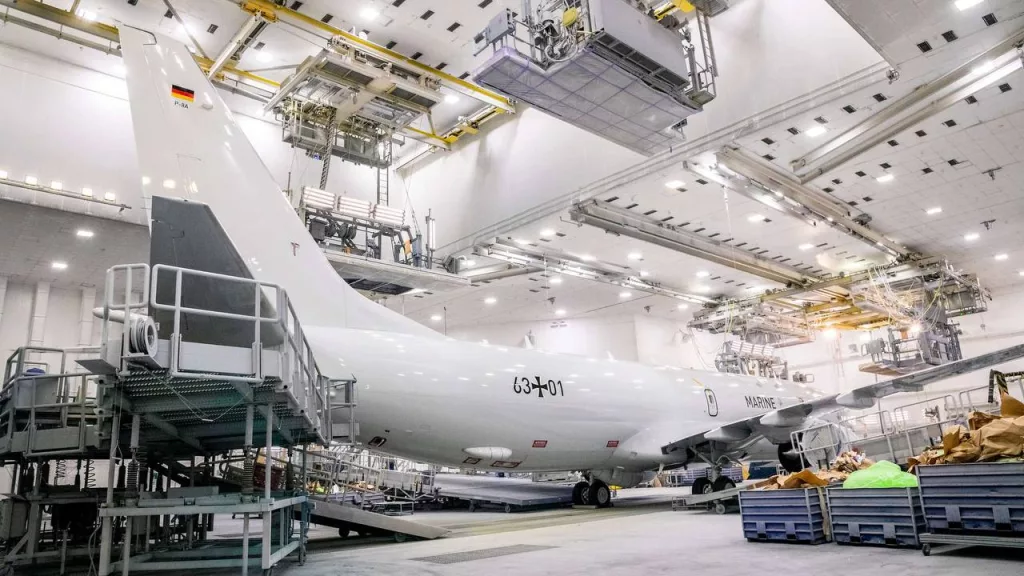 Изготовлен первый противолодочный Boeing P-8A "Посейдон" (б.н 63+01) для ВМС Германии. Рентон (штат Вашингтон), США