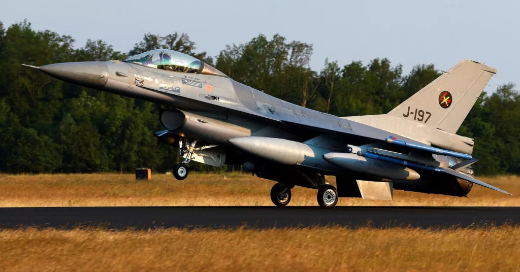 F-16 и Mirage 2000: изменят ли они расклад сил в воздухе?