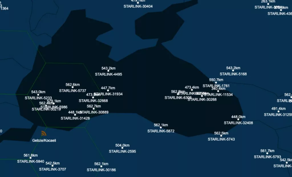 Сколько спутников Starlink летает над Чёрным морем?