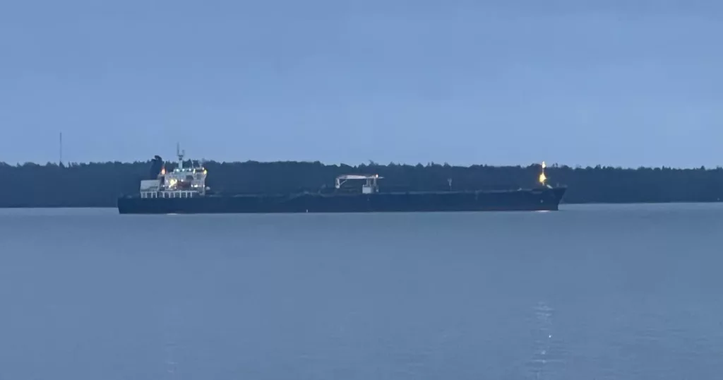 Politico: страны ЕС разрабатывают новый план по легализации захвата российских судов