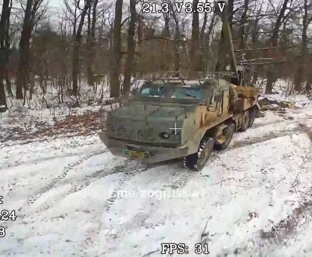 Подборка кадров поражения БМП M2A2 Bradley ODS-SA, 155-мм САУ «Богдана» на шасси Tatra Phoenix, HMMWV и автотранспора ВСУ в Сумской области
