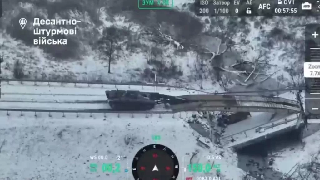 Первые фотографии американского танкового мостоукладчика M60 AVLB, переданного 5-й ОТБр ВСУ, появились еще зимой 2024