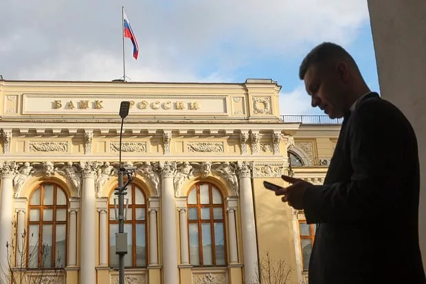 Visa и Mastercard не обращались в ЦБ по вопросу возвращения в Россию, заявила Эльвира Набиуллина