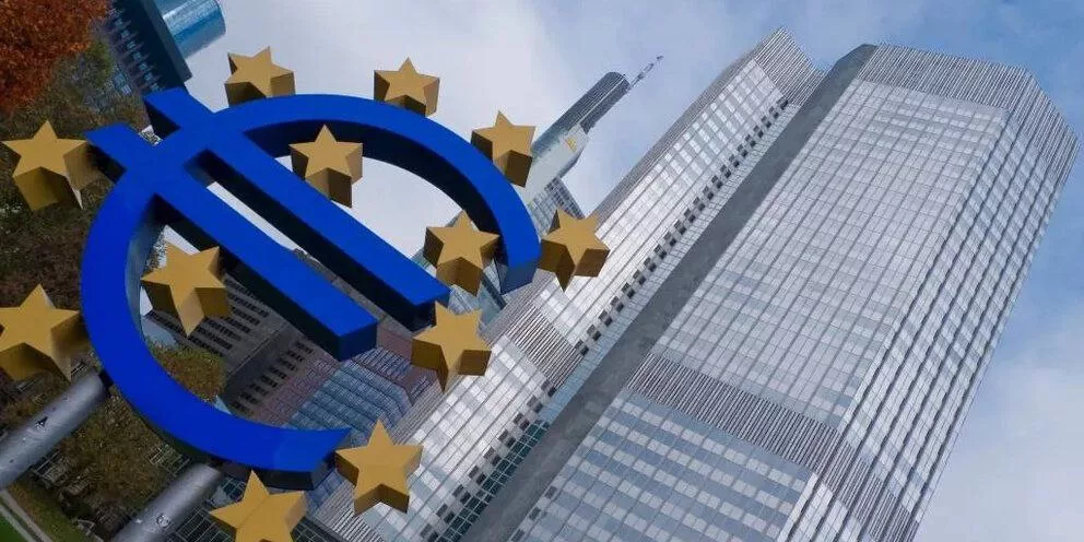 Европейский центральный банк готовится к спасению Франции