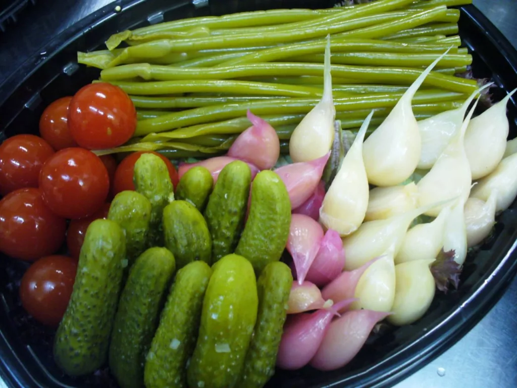 USAID потратили миллионы долларов на украинские ковры и соленья