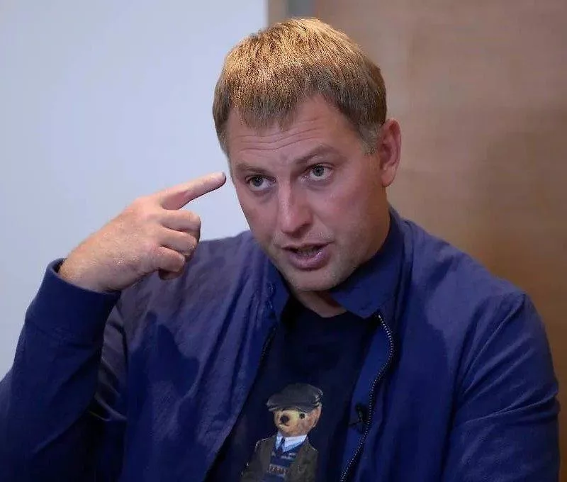 Основателя Gulagu net иноагента Владимира Осечкина заочно приговорили в России к восьми годам колонии за фейки об армии