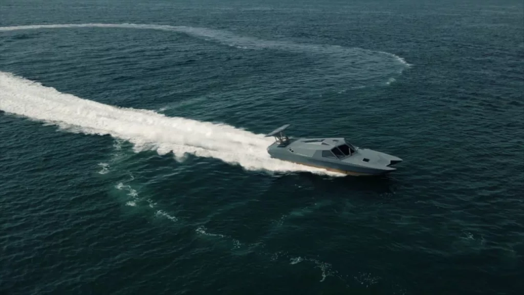 Иранский ВПК на этой неделе представил новинку в лице скоростного катера Heidar 110, который будет применяться в составе ВМС КСИР