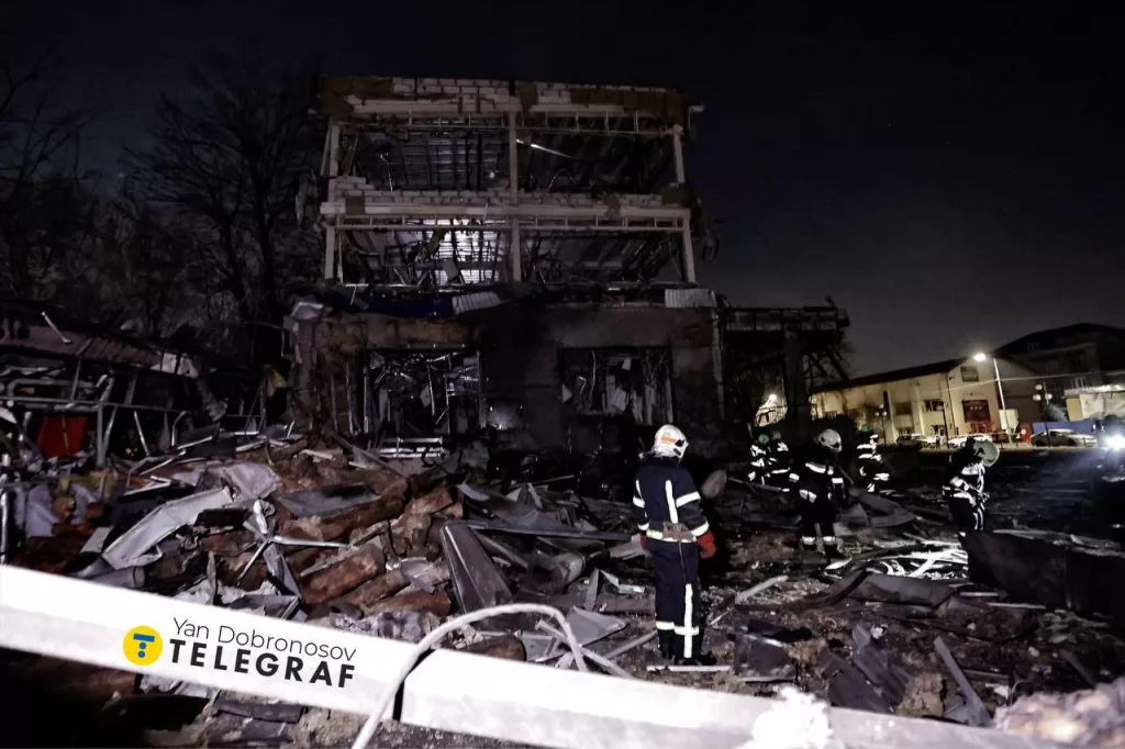 ВС РФ ночью поразили военные объекты в семи областях Украины