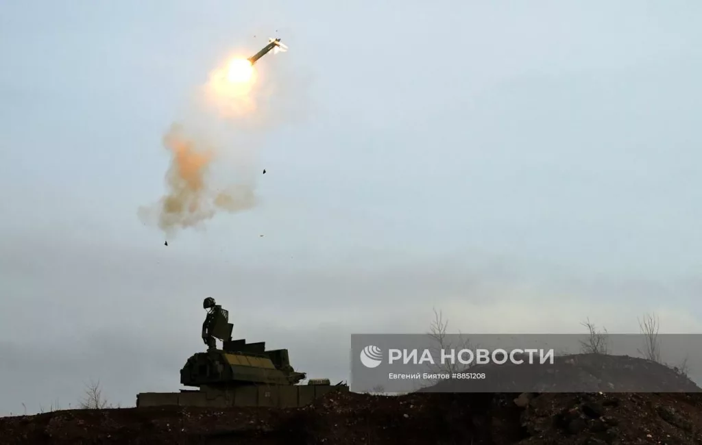 Боевая работа расчёта ЗРК 9К331 «Тор-М1» Центрального военного округа ВС РФ на Покровском (Красноармейском) направлении