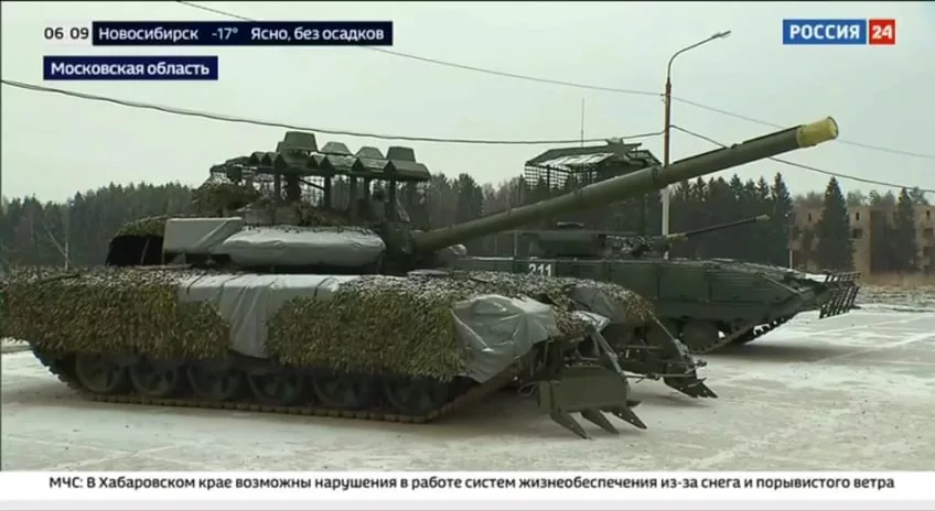 Модернизированный Т-72Б3 обр. 2024 г. с КАЗ "Арена-М" на показе Главного автобронетанкового управления Минобороны России (ГАБТУ)