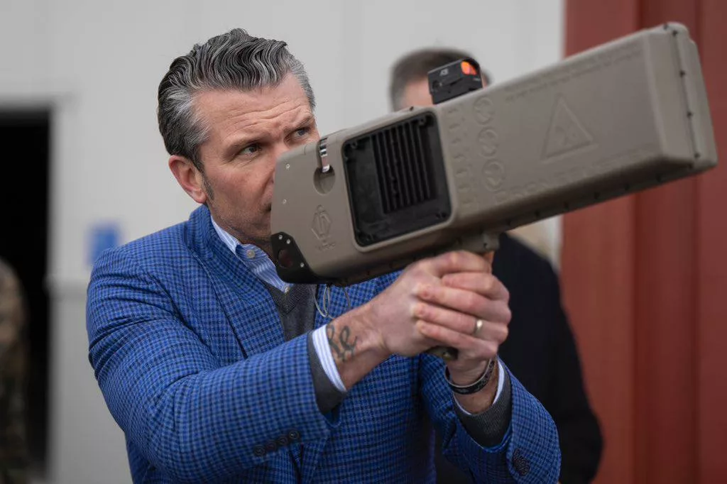 Министр обороны США Пит Хегсет посетил объект APS-2 в Польше