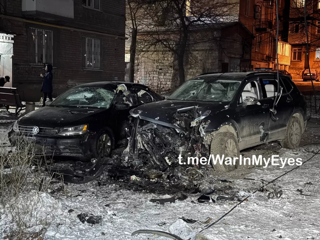 Пять мирных жителей, в том числе двое детей, пострадали в результате атаки по центру Макеевки в ДНР, сообщил глава республики Денис Пушилин