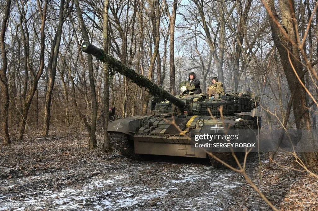 Нечасто встречающий Т-72Б 3-й отдельной танковой бригады ВСУ в Харьковской области