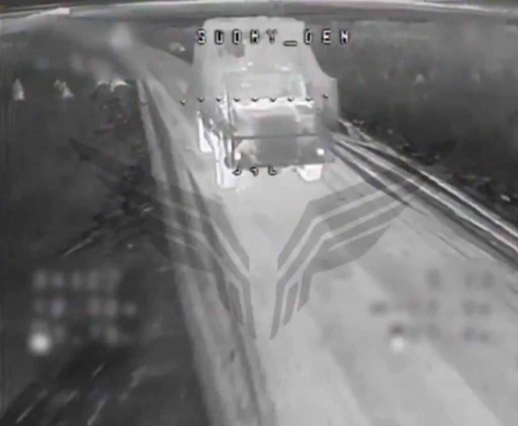 Истребление украинской техники и пехоты на трассе из Юнаковки в Суджу, используемой ВСУ в качестве основной дороги снабжение своей группировки в Курской области