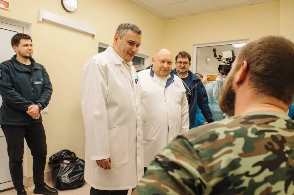 Бойцы спецназа «Ахмат», которые 14 км ползли по газовой трубе в тыл ВСУ в Суджанском районе, сейчас под наблюдением врачей в больнице