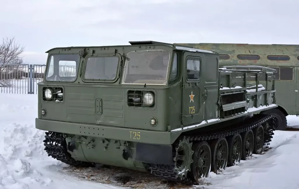 ВСУ "мобилизовали" сделанный еще в СССР тягач АТС-59Г