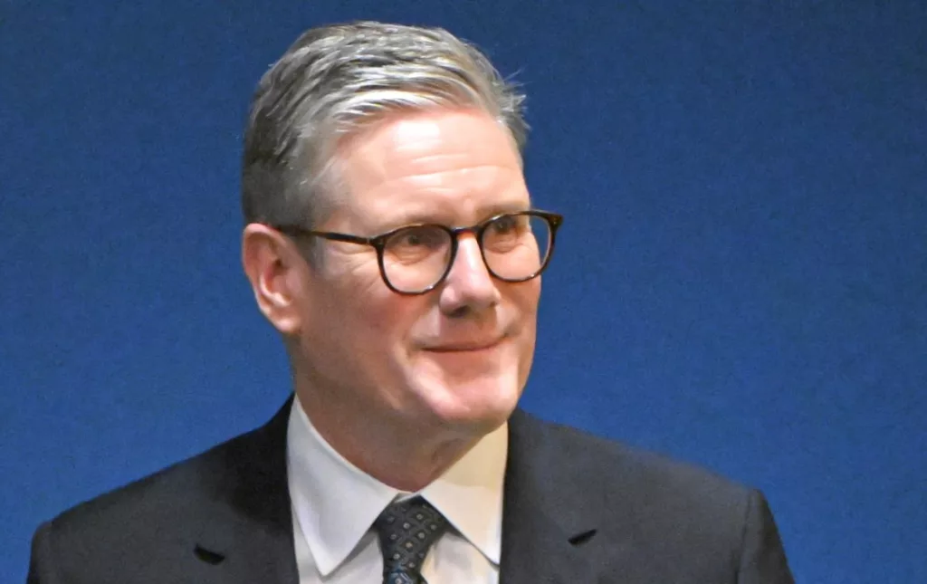 Европа продолжит поставлять оружие Украине даже после прекращения огня — Стармер