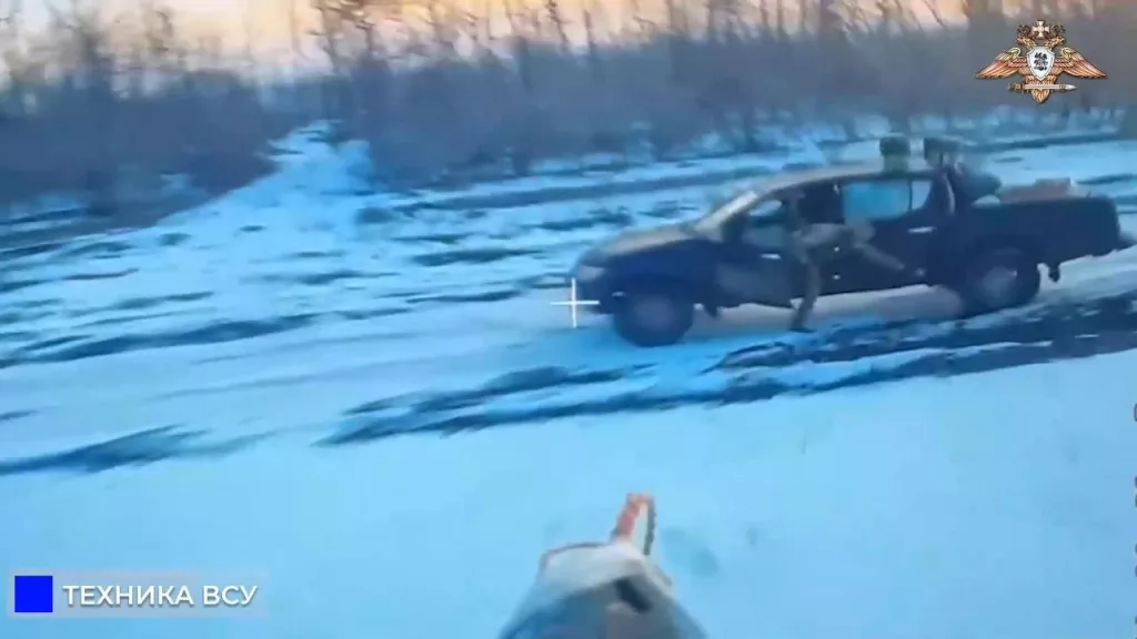 Операторы FPV-дронов 132-й отдельной мотострелковой бригады 51-й гвардейской общевойсковой армии охотятся на автотранспорт ВСУ