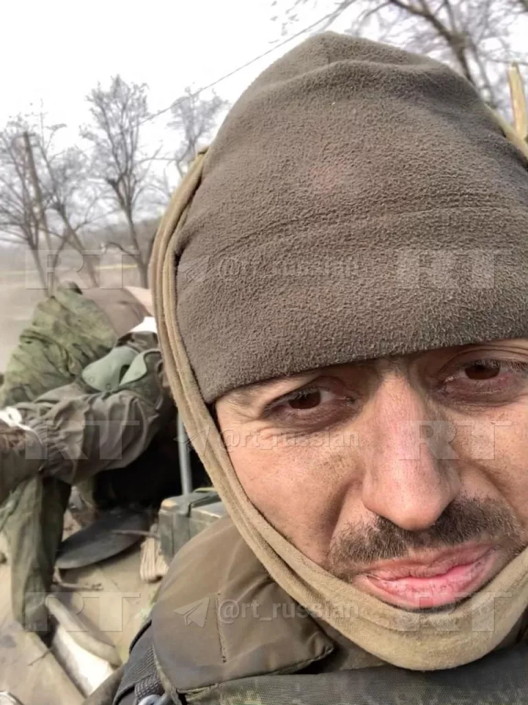 Боец на БТР прорвал окружение и помог эвакуировать наших бойцов из «дома Павлова» в Мариуполе: это история подвига из 2022 года