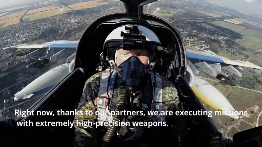 Украинский Су-25 с французскими высокоточными авиабомбами AASM-250 HAMMER и американскими НАР Zuni