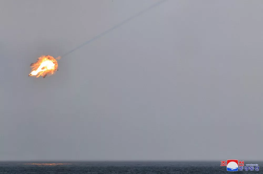 В КНДР провели испытания новейшей зенитной ракетной системы