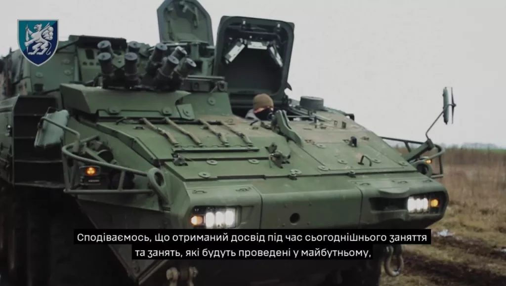 Один из переданных Канадой бронетранспортёров LAV 6.0 ACSV на вооружении 36-й ОБрМП ВСУ
