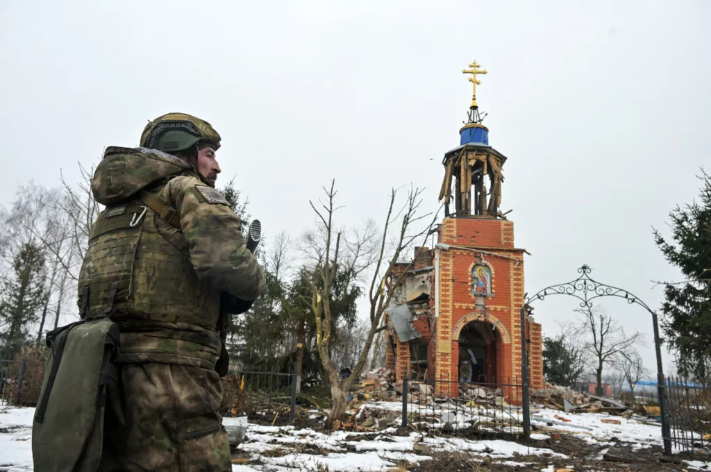 Какие варианты остались у группировки ВСУ в Курской области: разбор «Военной хроники»