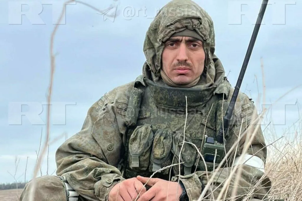 Боец на БТР прорвал окружение и помог эвакуировать наших бойцов из «дома Павлова» в Мариуполе: это история подвига из 2022 года