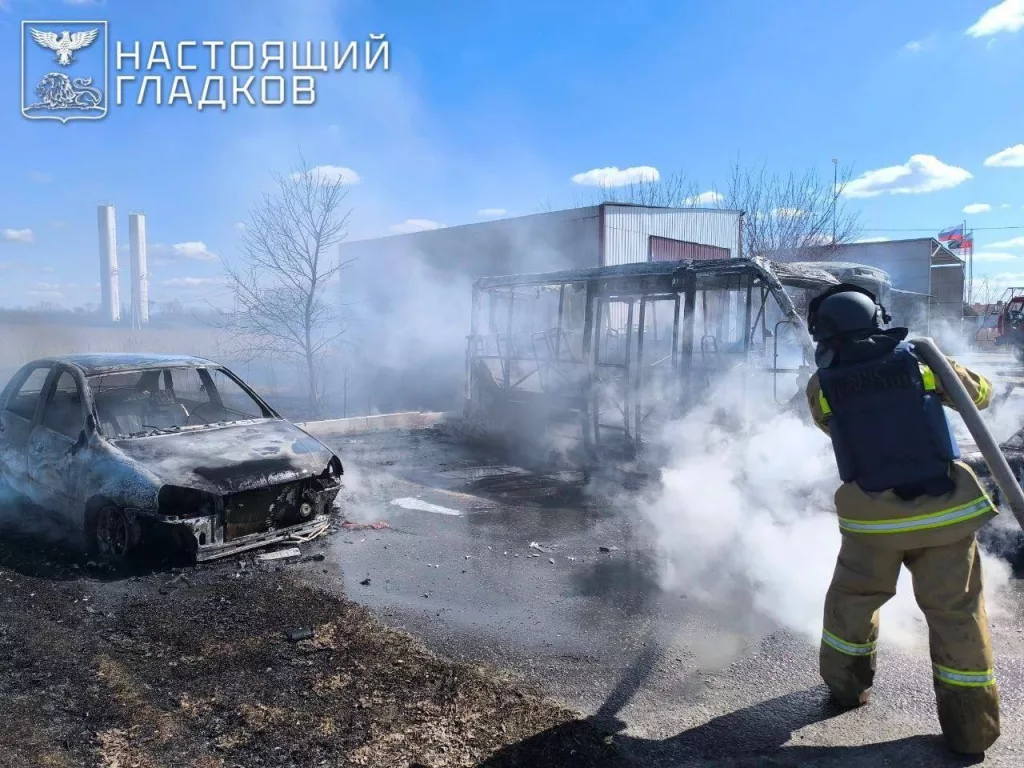 47 украинских БПЛА уничтожила/перехватила российская ПВО прошедшей ночью: 12 – над Воронежской обл., 11 – над Белгородской, 6 – над Ростовской, 4 – над Волгоградской, 3 – над Астраханской, и по одному – над Брянской, Курской и Самарской обл. Кроме того, 7 БПЛА сбиты над акваторией Черного моря и один – над Азовским морем