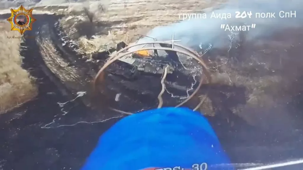 Уничтожение БРЭМ Bergepanzer 2 украинской армии в районе села Поповка Белгородской области, куда противник также пытается прорваться наравне в Демидовкой