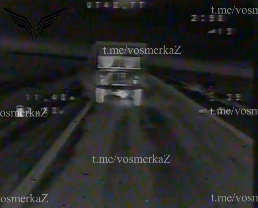 Вот на это жалуется противник, когда заявляет о критической ситуации со своей логистикой в приграничье Курской области