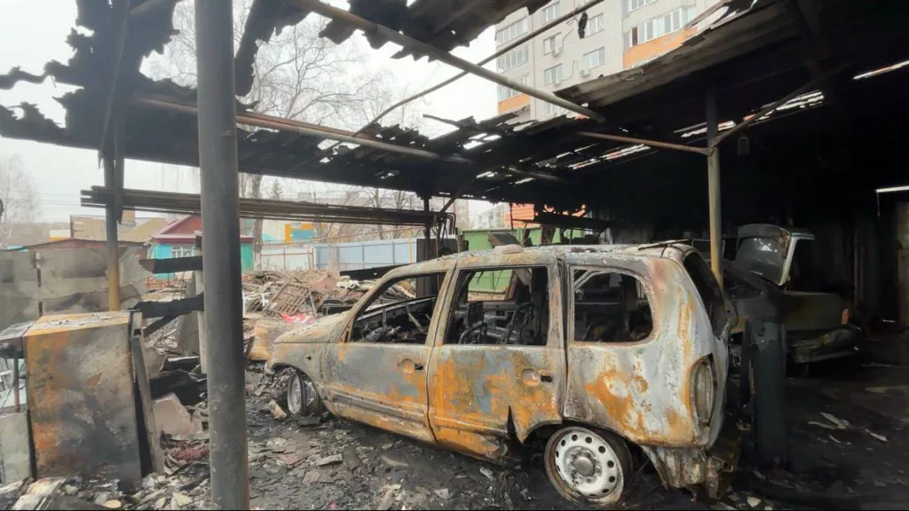 12 авто и 23 дома повреждены в результате ударов БПЛА по Курской области, сообщил Хинштейн