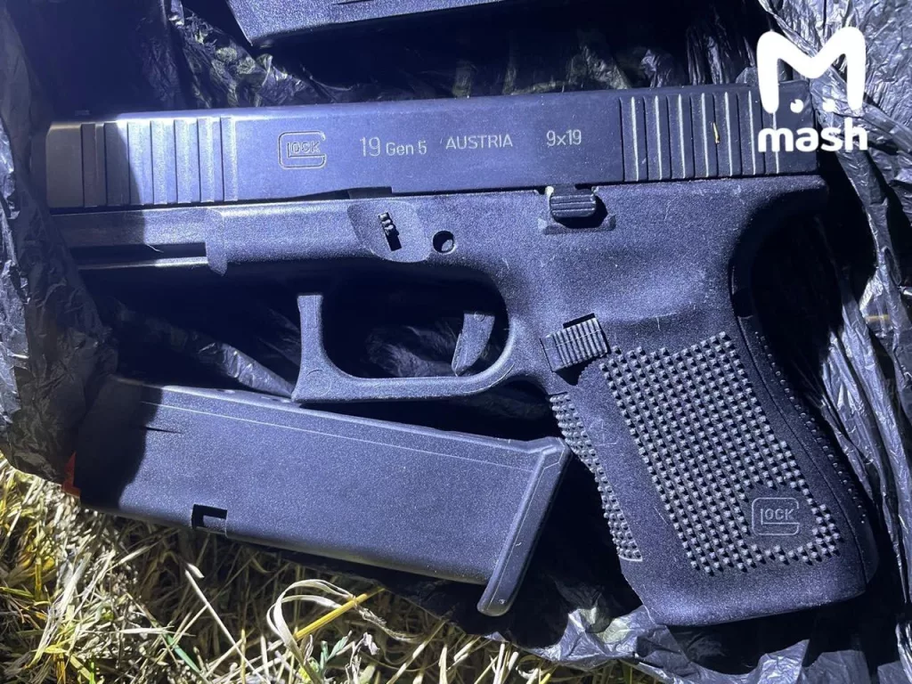 Ингушская группировка, стоящая за терактом в "Крокус сити холле", отправляла оружие из Таиланда в Россию в посылках со сковородками. Теперь же три участника канала контрабанды задержаны