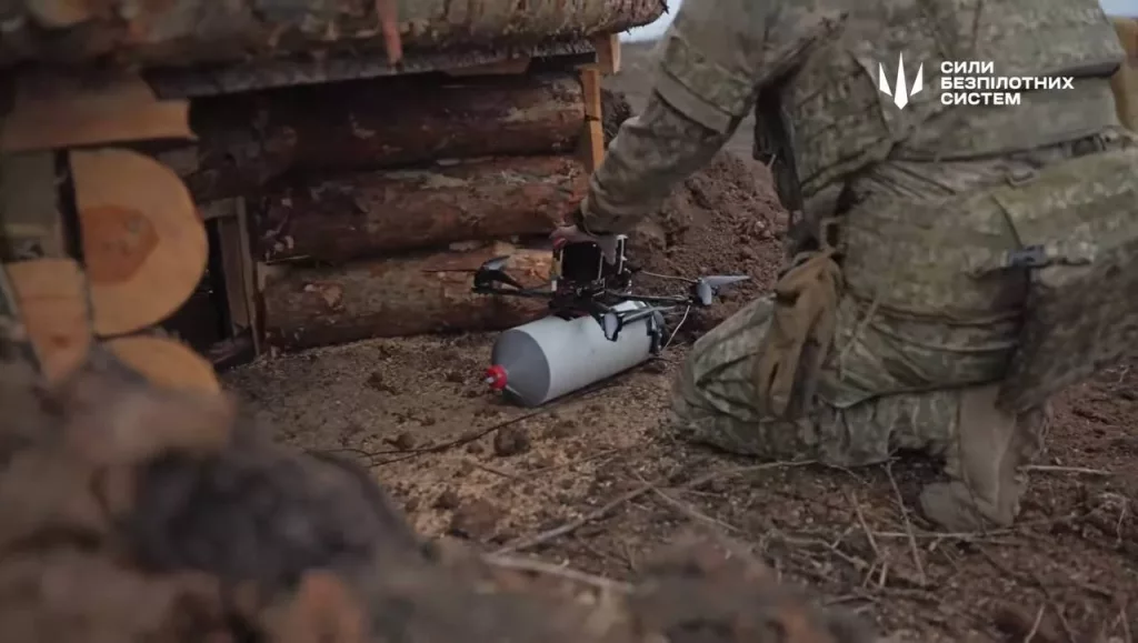 Силы беспилотных систем ВСУ представили оптоволоконные модули «Шелкопряд» для FPV-дронов и наземных роботизированных комплексов