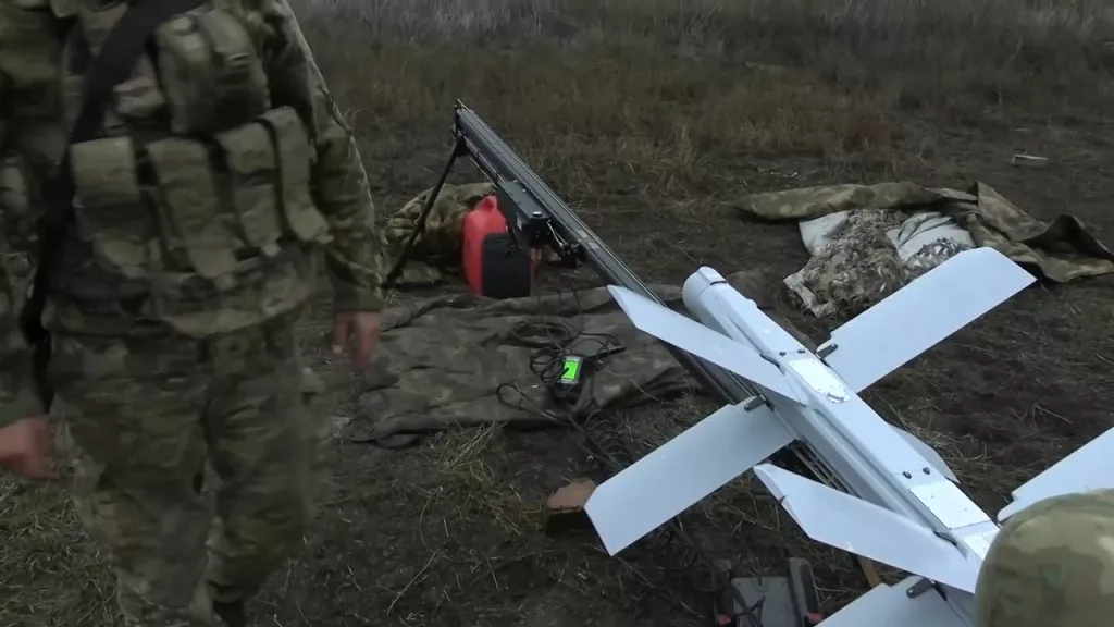 Боевая работа расчёта барражирующих боеприпасов «Изделие 52» семейства «Ланцет» группировки войск «Восток» на Южно-Донецком направлении