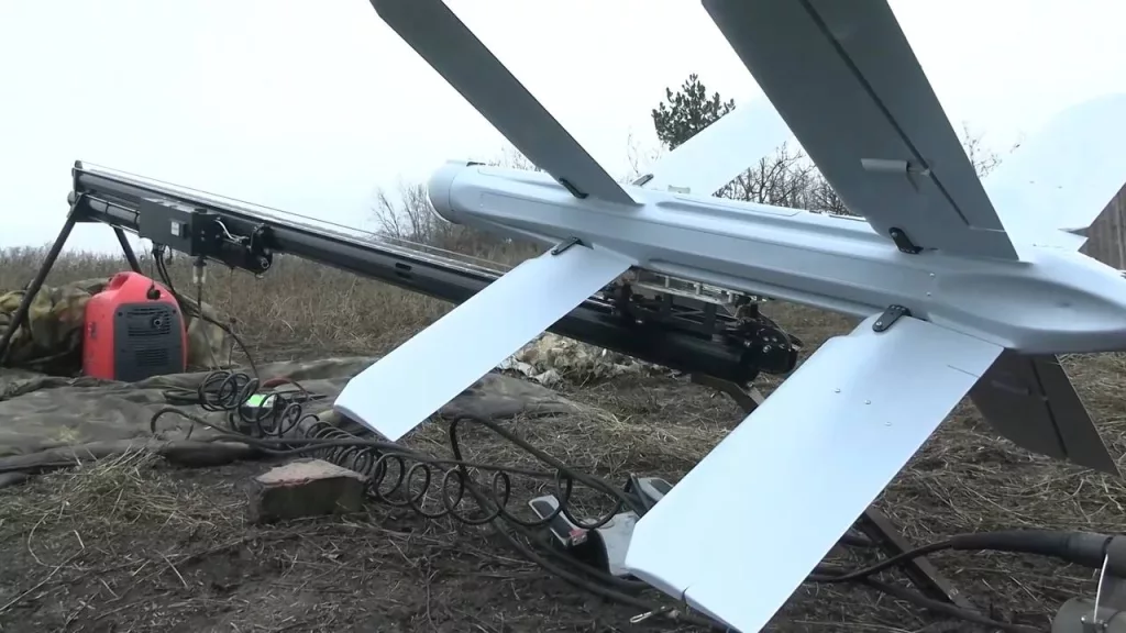 Боевая работа расчёта барражирующих боеприпасов «Изделие 52» семейства «Ланцет» группировки войск «Восток» на Южно-Донецком направлении
