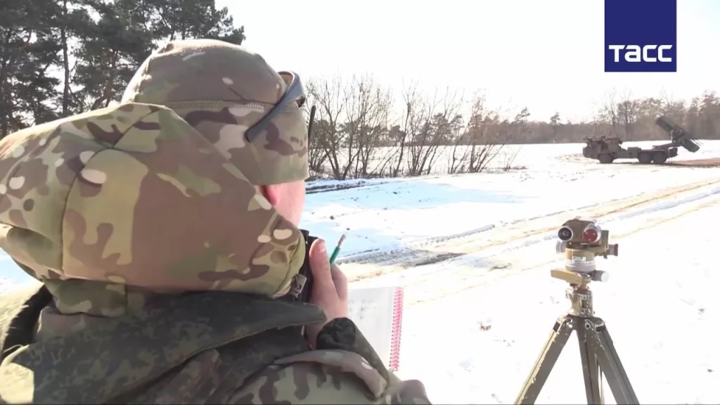 Боевая работа расчёта РСЗО 9К57 «Ураган» на шасси БАЗ-69092, 52-й артиллерийской бригады ВДВ в Курском приграничье