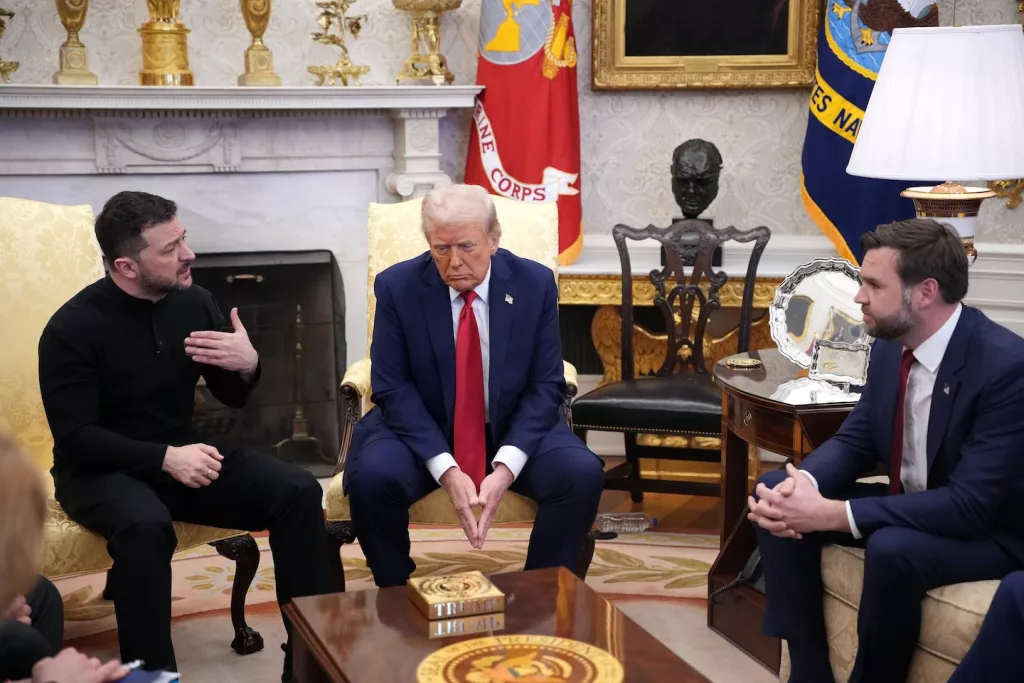 Юрий Подоляка: "Трамп рассматривает возможность прекращения всех текущих поставок военной помощи на Украину",- Washington Post