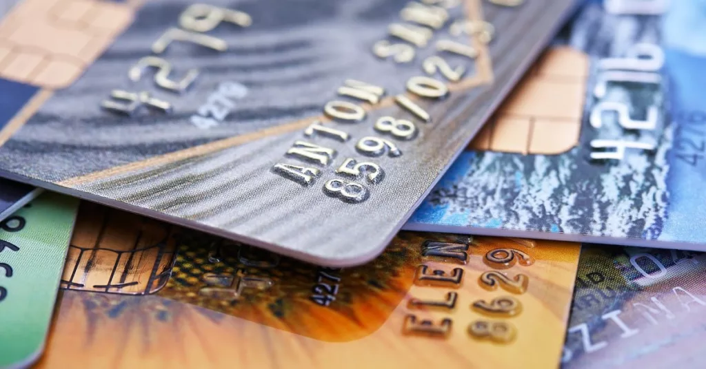 Самозапретом на кредиты воспользовались почти два миллиона россиян, хотя сервис начал работать только два дня назад