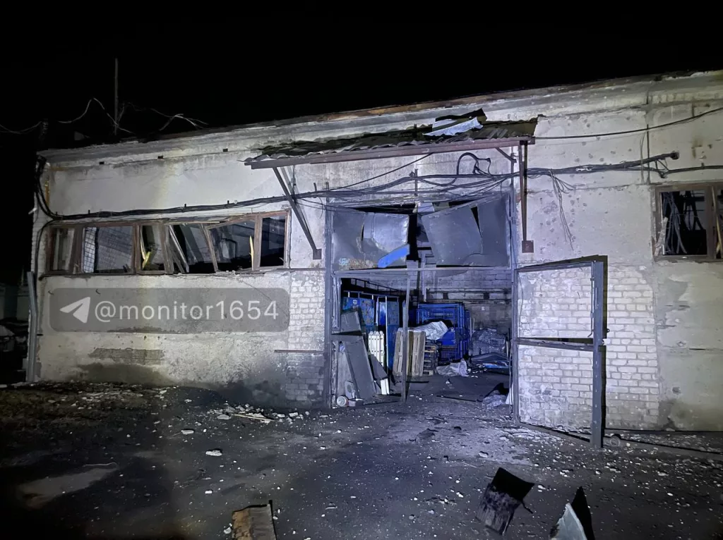 Ночные удары по военной промышленности, логистике и критической инфраструктуре Украины 05.03.2025