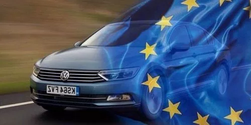 Автопромышленность ЕС находится под угрозой смерти, заявил замглавы ЕК Сежурне агентству AFP