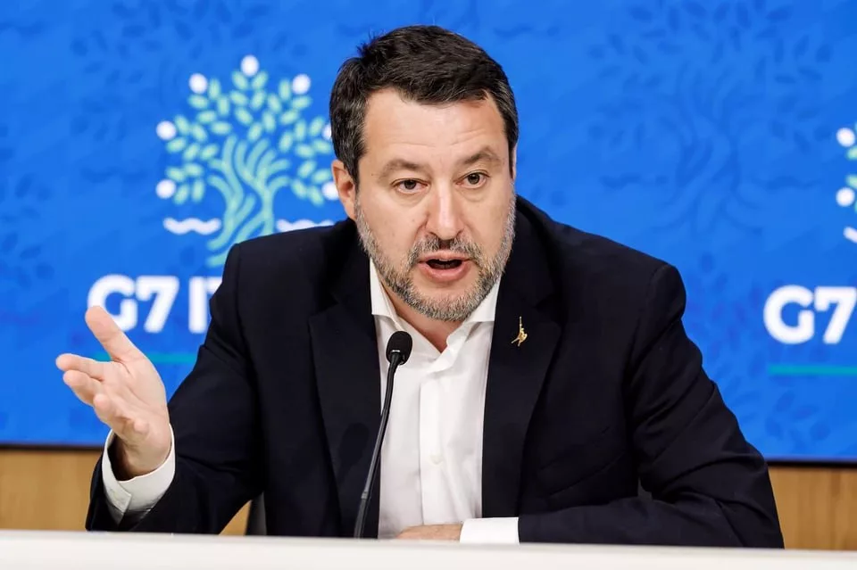 Италия против «безумного» плана Макрона и ЕС