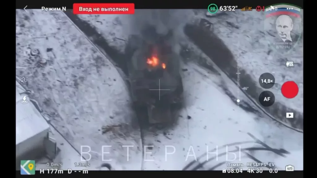 Добивание БМП M2A2 Bradley ODS-SA и поражение БТР M1126 Stryker ударами FPV-дронов на оптоволокне операторов из ОДШБр «Ветераны», окраины Суджи