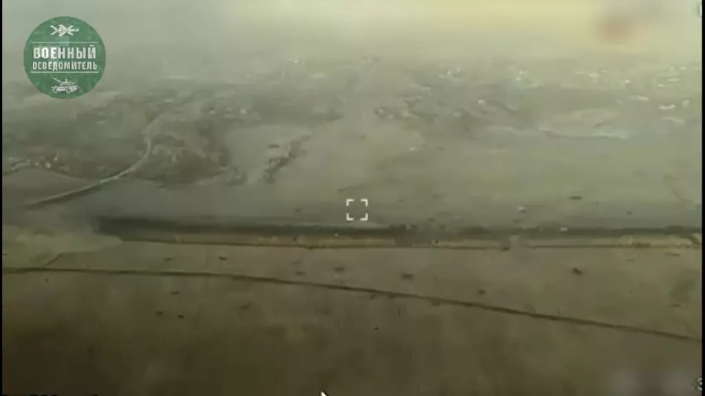 Продолжение темы про трубу: появилось видео от противника, на котором, как утверждается, запечатлен момент выхода российских солдат из той самой трубы